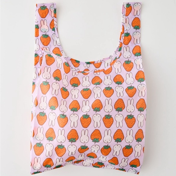 BAGGU X MIFFY Standard Strawberry Print Reusable Tote Bag NEW NWT - Picture 2 of 4